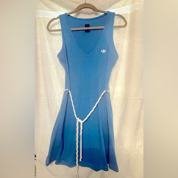Adidas size M excellent condition vintage sleeveless athleisure dress - Picture 1 of 5